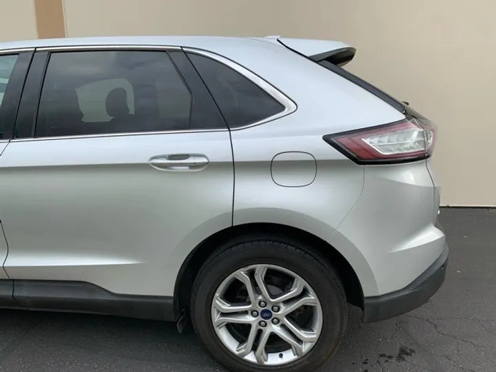 SILVER, 2015 FORD EDGE Image 48