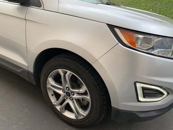 SILVER, 2015 FORD EDGE Image 51