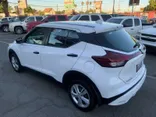 WHITE, 2021 NISSAN KICKS Thumnail Image 21