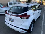 WHITE, 2021 NISSAN KICKS Thumnail Image 30