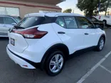 WHITE, 2021 NISSAN KICKS Thumnail Image 34