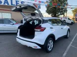 WHITE, 2021 NISSAN KICKS Thumnail Image 38