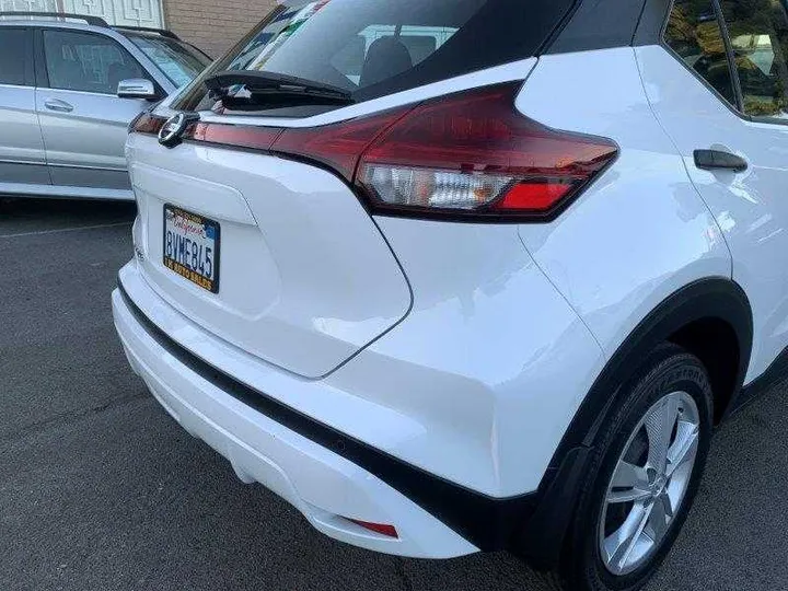 WHITE, 2021 NISSAN KICKS Image 56