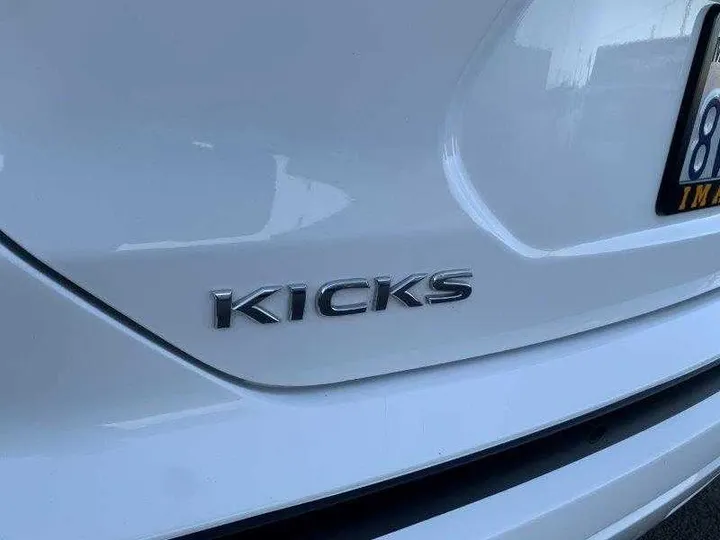 WHITE, 2021 NISSAN KICKS Image 59