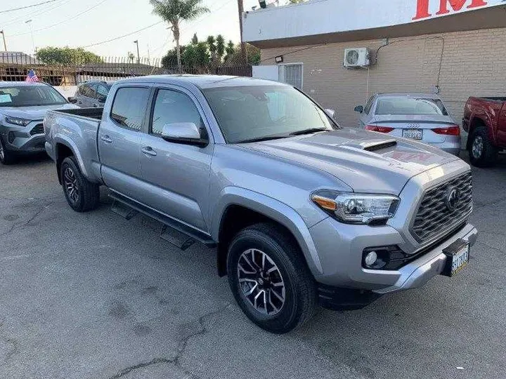 SILVER, 2021 TOYOTA TACOMA DOUBLE CAB Image 5