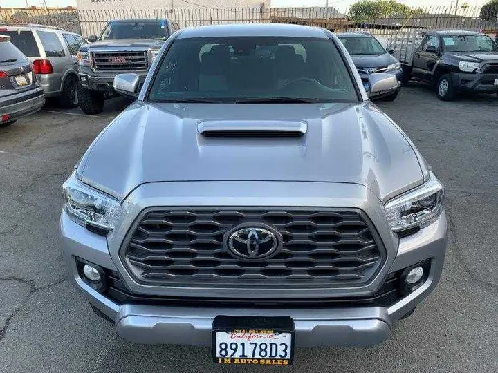 SILVER, 2021 TOYOTA TACOMA DOUBLE CAB Image 9