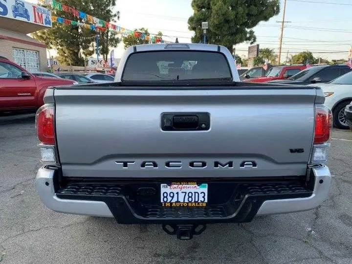 SILVER, 2021 TOYOTA TACOMA DOUBLE CAB Image 35