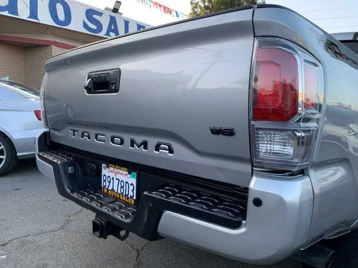 SILVER, 2021 TOYOTA TACOMA DOUBLE CAB Image 64