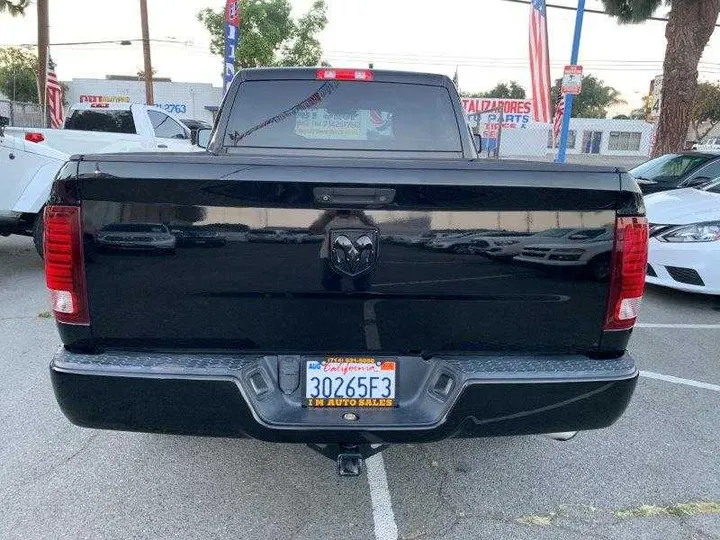 BLACK, 2014 RAM 1500 REG CAB Image 31