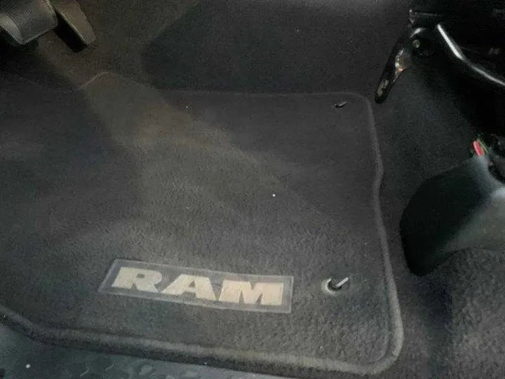 BLACK, 2014 RAM 1500 REG CAB Image 110