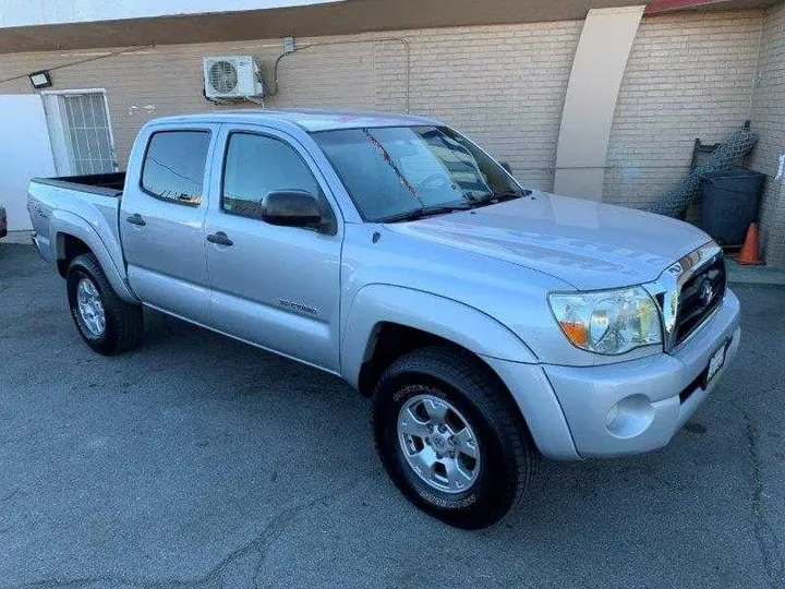 SILVER, 2006 TOYOTA TACOMA DOUBLE CAB Image 6