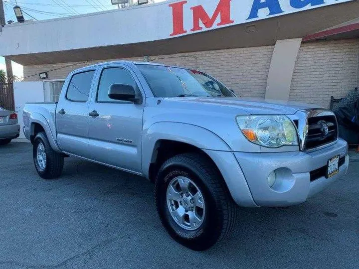 SILVER, 2006 TOYOTA TACOMA DOUBLE CAB Image 10