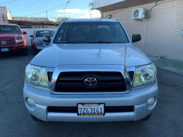 SILVER, 2006 TOYOTA TACOMA DOUBLE CAB Image 13