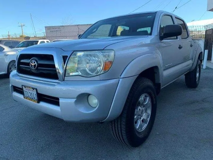 SILVER, 2006 TOYOTA TACOMA DOUBLE CAB Image 17