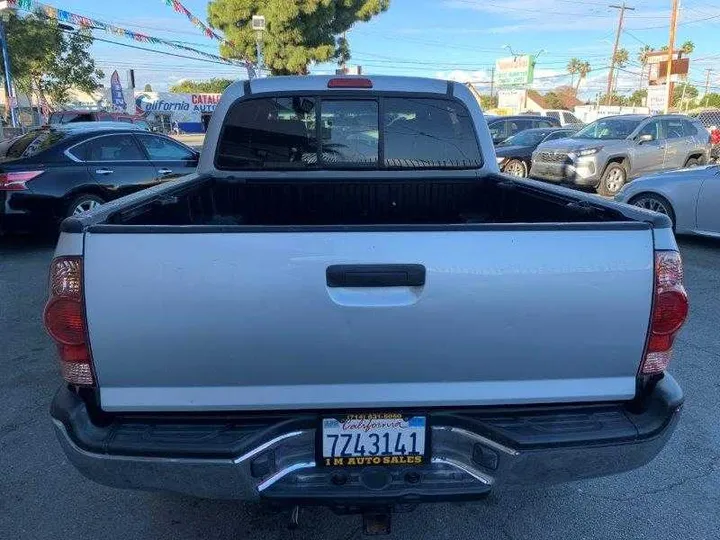 SILVER, 2006 TOYOTA TACOMA DOUBLE CAB Image 32