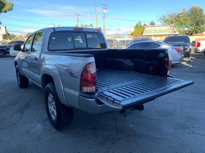 SILVER, 2006 TOYOTA TACOMA DOUBLE CAB Image 41