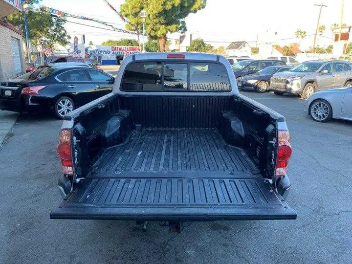 SILVER, 2006 TOYOTA TACOMA DOUBLE CAB Image 43