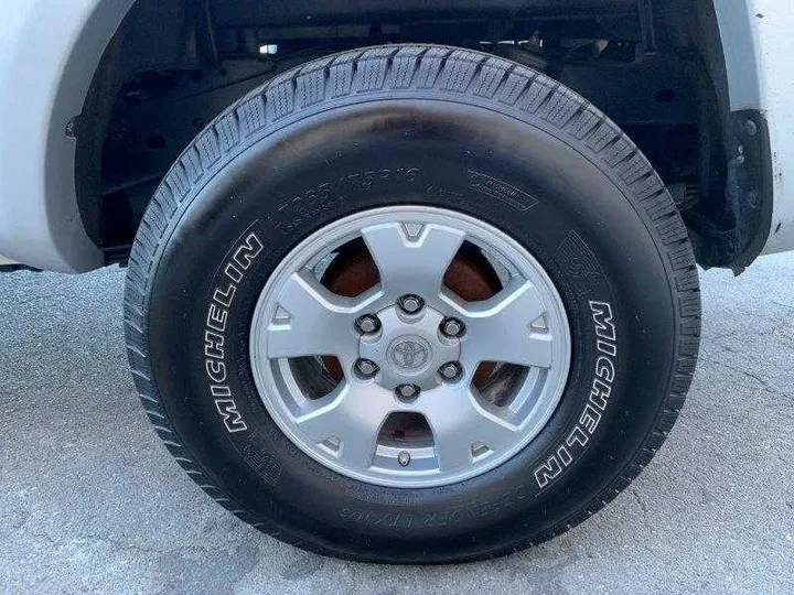 SILVER, 2006 TOYOTA TACOMA DOUBLE CAB Image 54