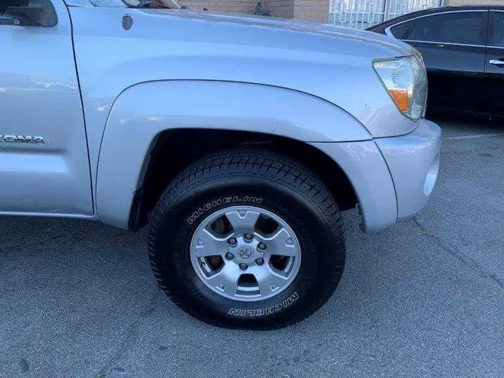 SILVER, 2006 TOYOTA TACOMA DOUBLE CAB Image 59