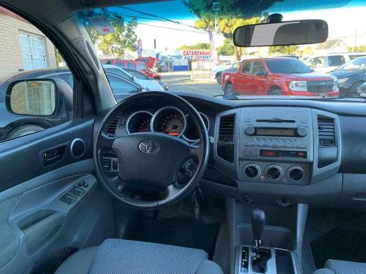 SILVER, 2006 TOYOTA TACOMA DOUBLE CAB Image 106