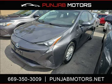 GREY, 2016 TOYOTA PRIUS Image 