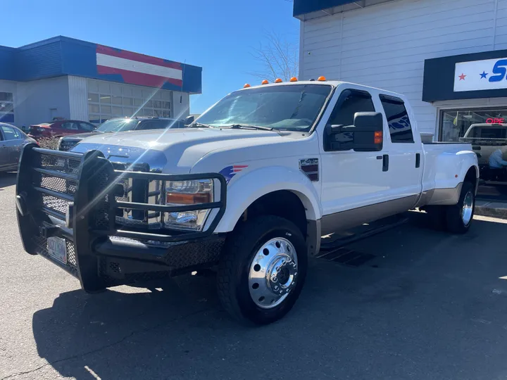 WHITE, 2008 FORD F450 SUPER DUTY CREW CAB Image 3