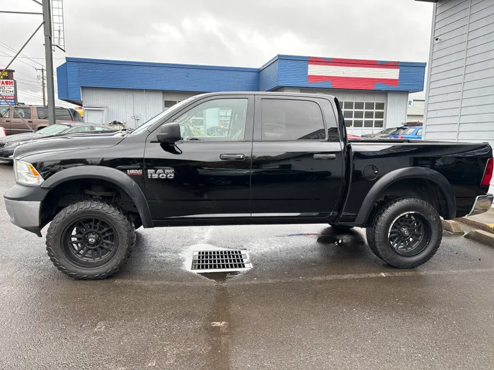 BLACK, 2013 RAM 1500 CREW CAB Image 4