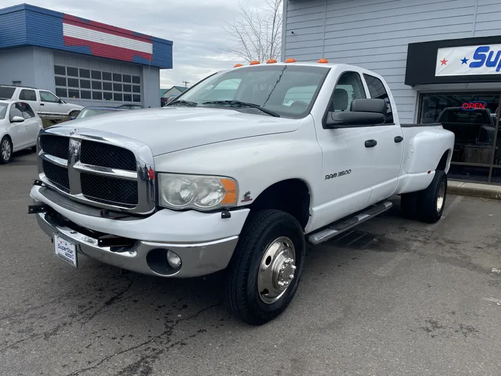 WHITE, 2005 DODGE RAM 3500 DUALLY 5.9 DIESEL MANUAL Image 3