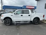 WHITE, 2005 FORD F150 SUPERCREW CAB Thumnail Image 4