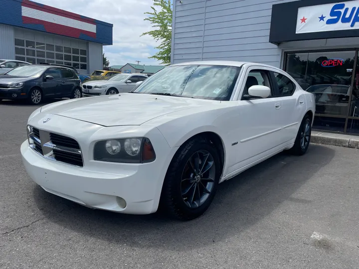 WHITE, 2006 DODGE CHARGER Image 3