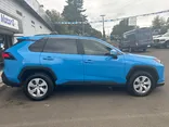 BLUE, 2020 TOYOTA RAV4 Thumnail Image 8