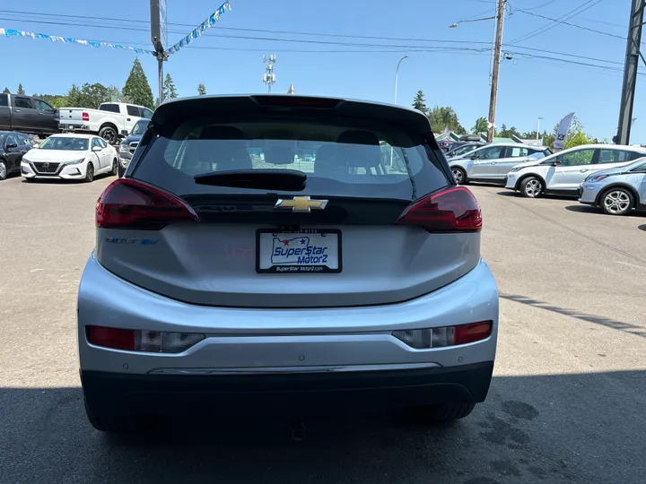 GREY, 2018 CHEVROLET BOLT EV Image 8