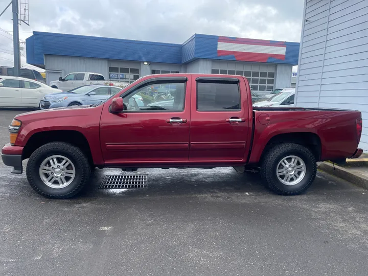 RED, 2010 CHEVROLET COLORADO CREW CAB Image 4