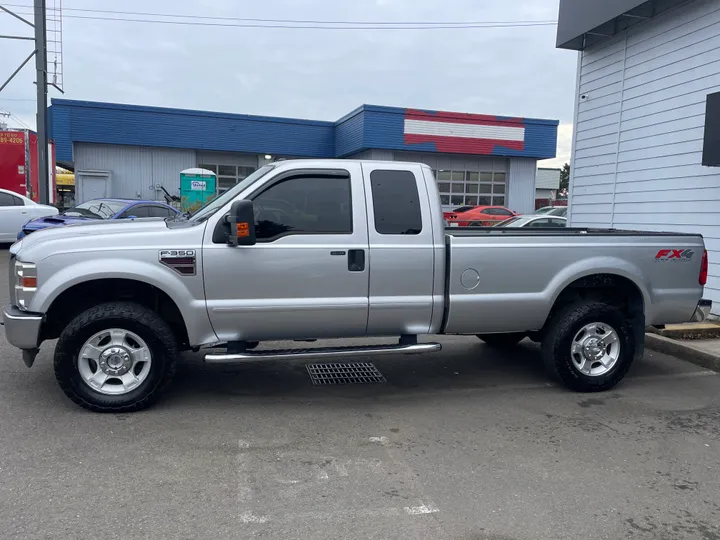 SILVER, 2010 FORD F350 SUPER DUTY SUPER CAB Image 4