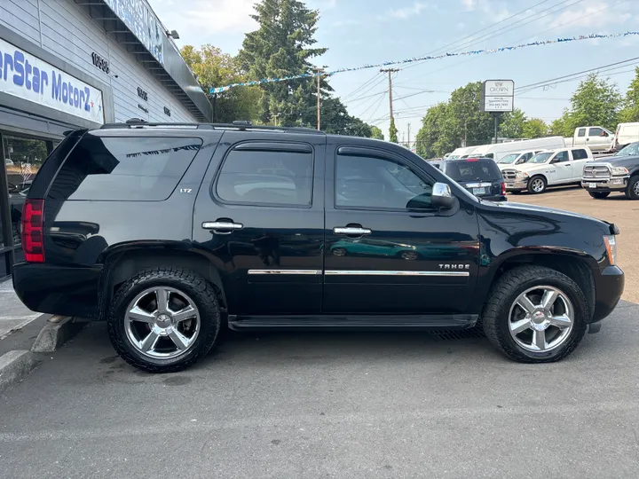 BLACK, 2012 CHEVROLET TAHOE Image 8