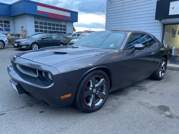 GRAY, 2015 DODGE CHALLENGER Image 3