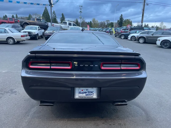 GRAY, 2015 DODGE CHALLENGER Image 6