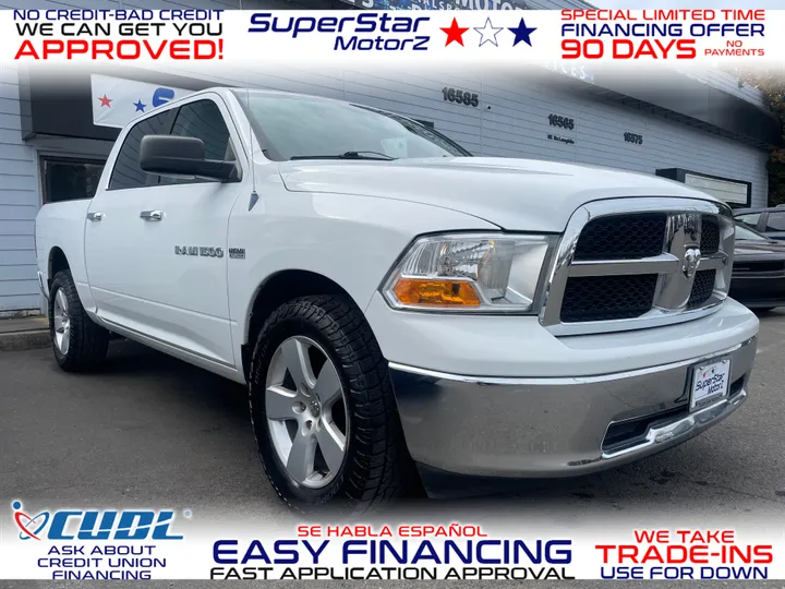 WHITE, 2011 RAM 1500 CREW CAB Image 1