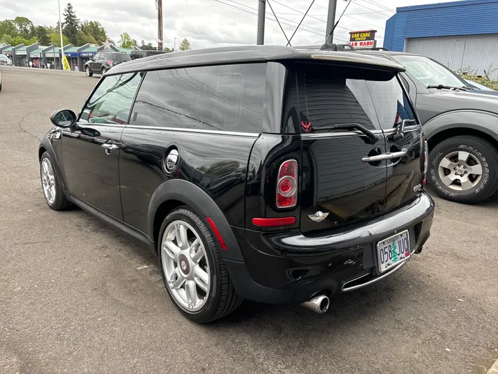 BLACK, 2011 MINI CLUBMAN Image 5