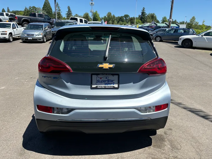 BLUE, 2017 CHEVROLET BOLT EV Image 6