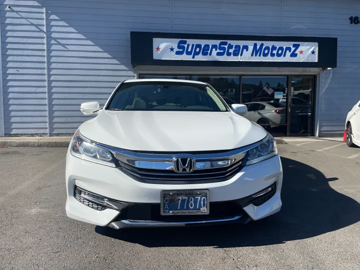 WHITE, 2016 HONDA ACCORD Image 2