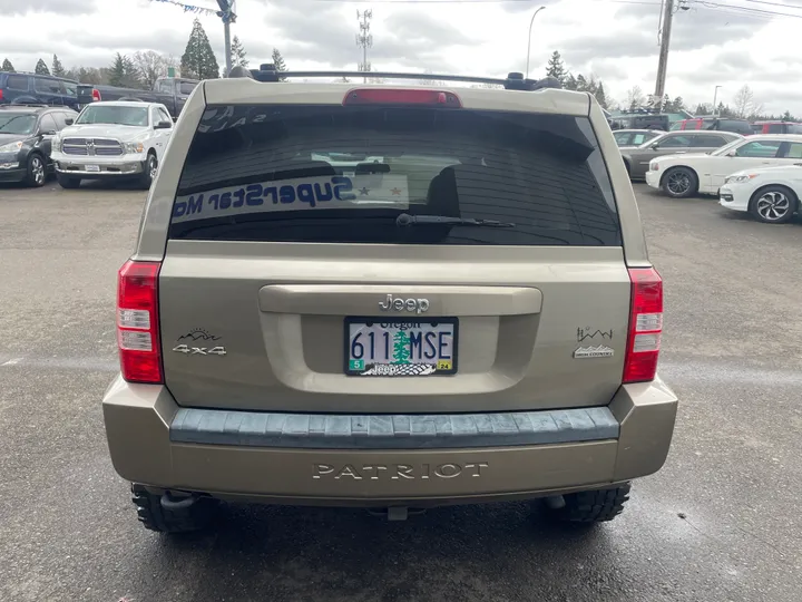 BEIGE, 2008 JEEP PATRIOT Image 6