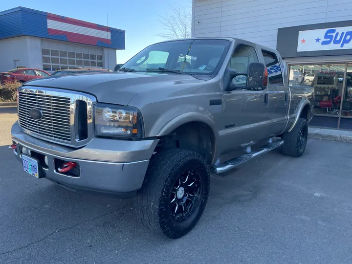 BEIGE, 2006 FORD F250 SUPER DUTY CREW CAB Image 3