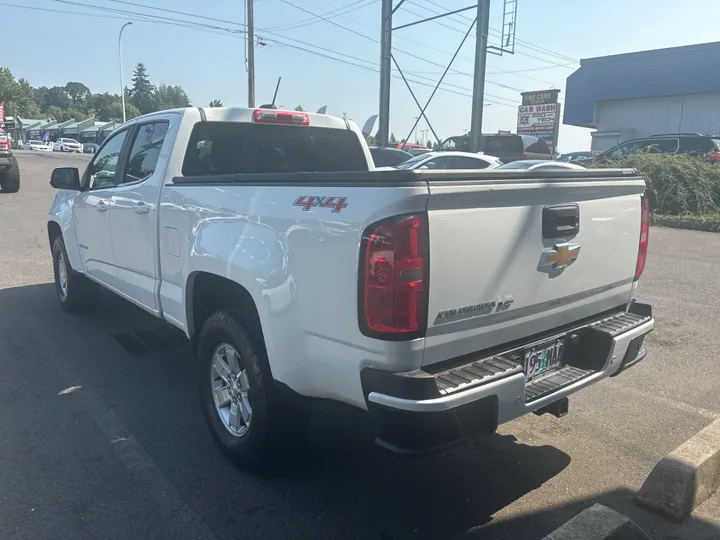 WHITE, 2020 CHEVROLET COLORADO CREW CAB Image 5