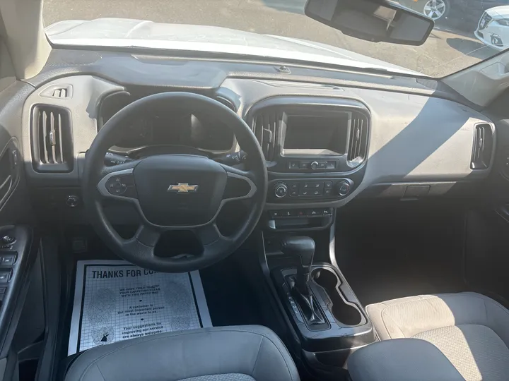 WHITE, 2020 CHEVROLET COLORADO CREW CAB Image 15