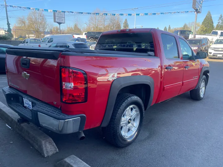 RED, 2013 CHEVROLET SILVERADO 1500 CREW CAB Image 6