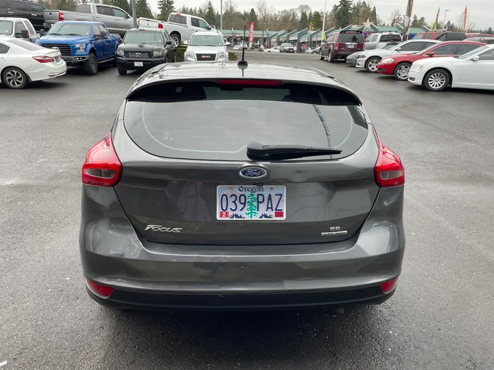 GRAY, 2016 FORD FOCUS Image 6