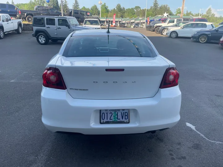 WHITE, 2013 DODGE AVENGER Image 6