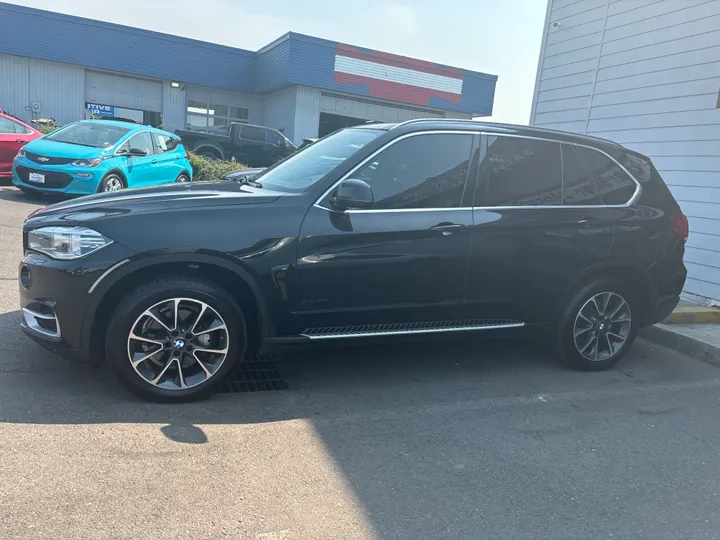 BLACK, 2014 BMW X5 Image 4