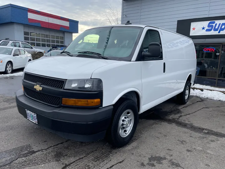 WHITE, 2021 CHEVROLET EXPRESS 2500 CARGO Image 3